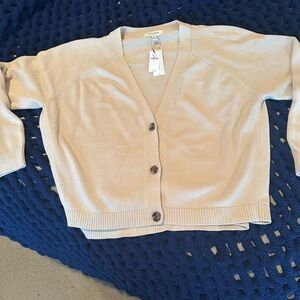 Women's Banana Republic Beige  V-Neck Cardigan Sweater NWT  Size XL
